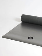 Yoga Studio The Grip Mat 4mm (Long & Wide)