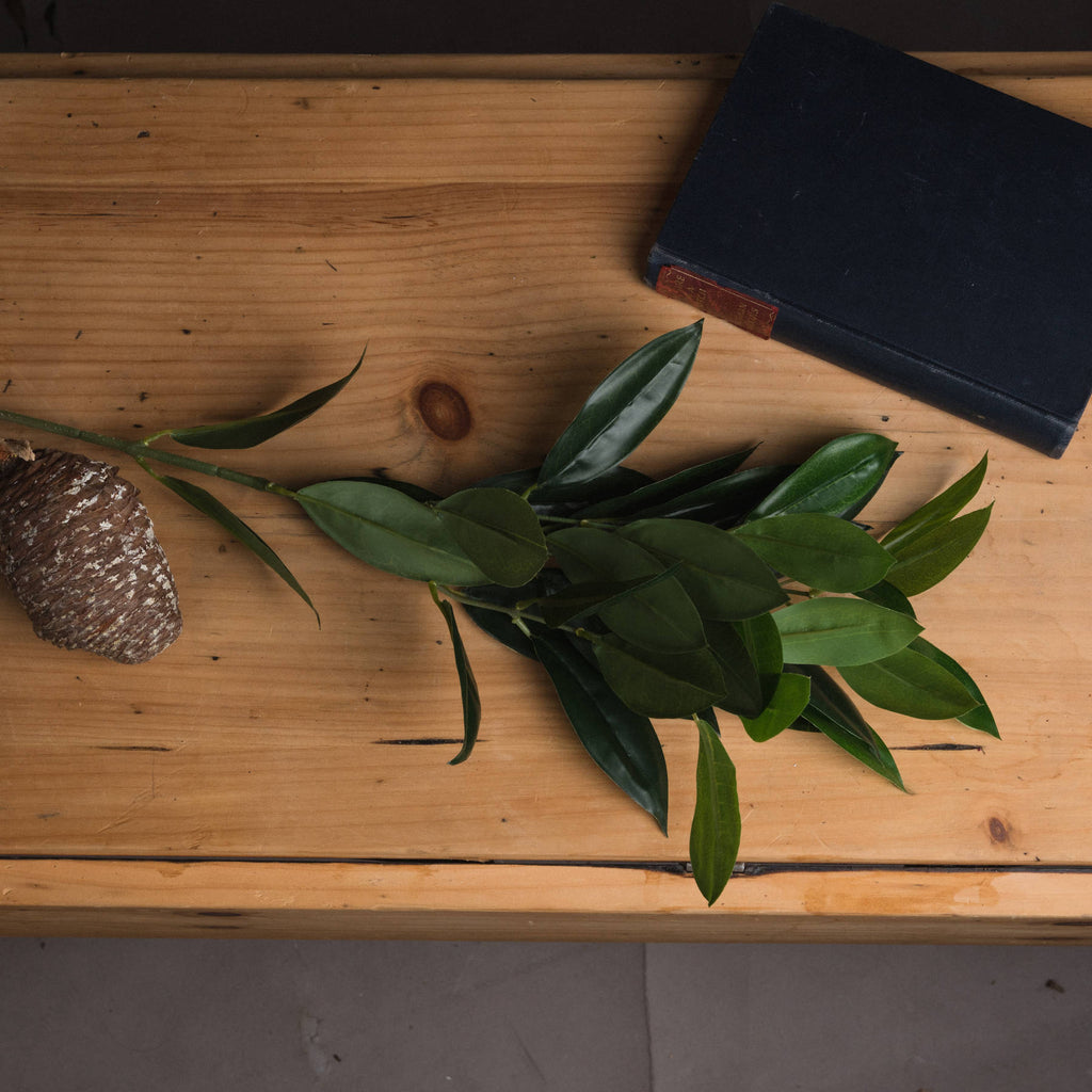 Faux Bay Leaf Spray – alternate view 2