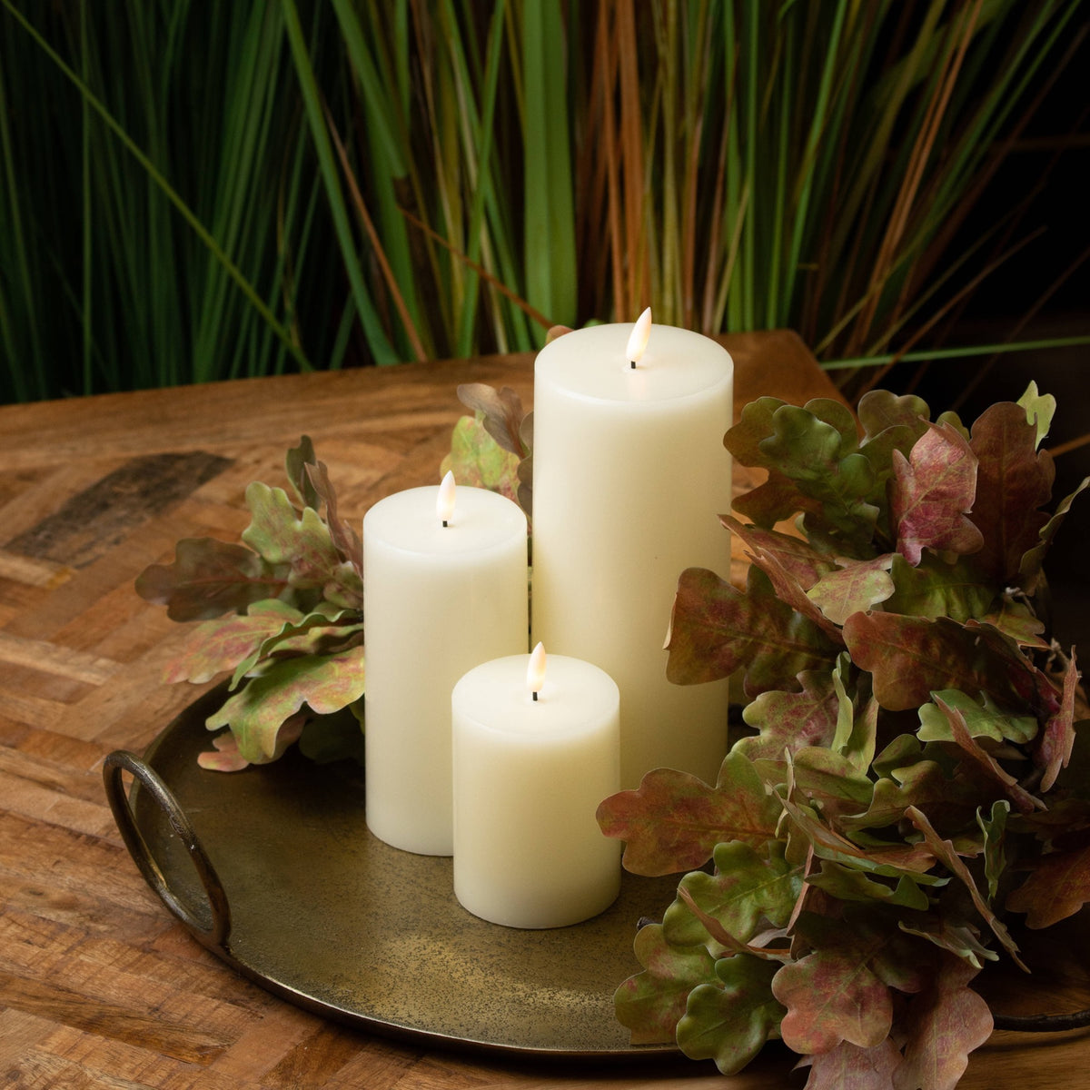 Luxe Collection Natural Glow 3.5 x 9 LED Cream Wax Candle – alternate view 4