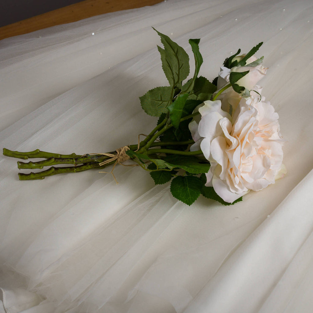 Peachy Cream Short Stem Rose Bouquet – alternate view 4