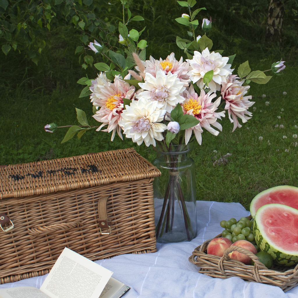 Lush Pink Dahlia – alternate view 5