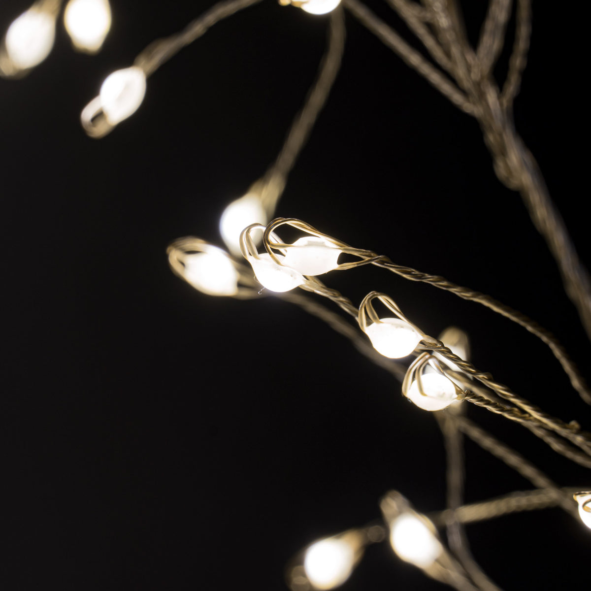 2.75m\9ft Plug-In LED 8 Sequence Warm White Cluster String – alternate view 3