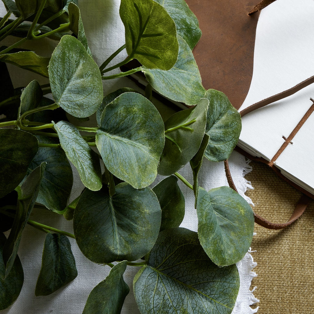 Short Eucalyptus Bunch – alternate view 2