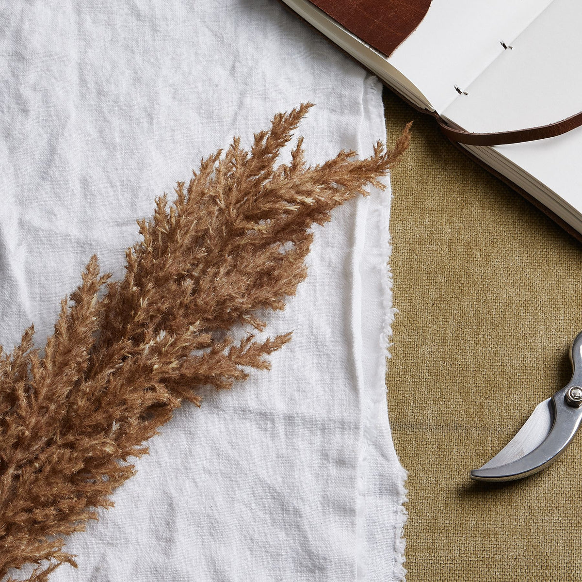 Taupe Faux Dried Pampas Grass Stem – alternate view 2