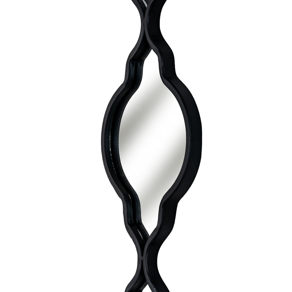 Black Quarterfoil Decorative Hanging Mirror – alternate view 3