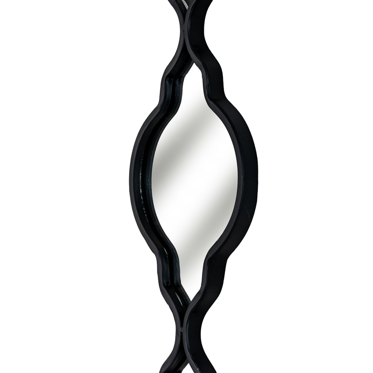 Black Quarterfoil Decorative Hanging Mirror – alternate view 3