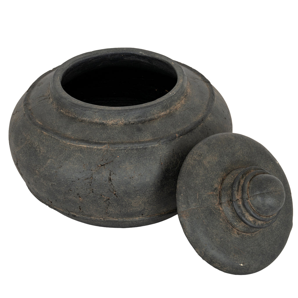 Dusk Medium Pot With Lid – alternate view 3