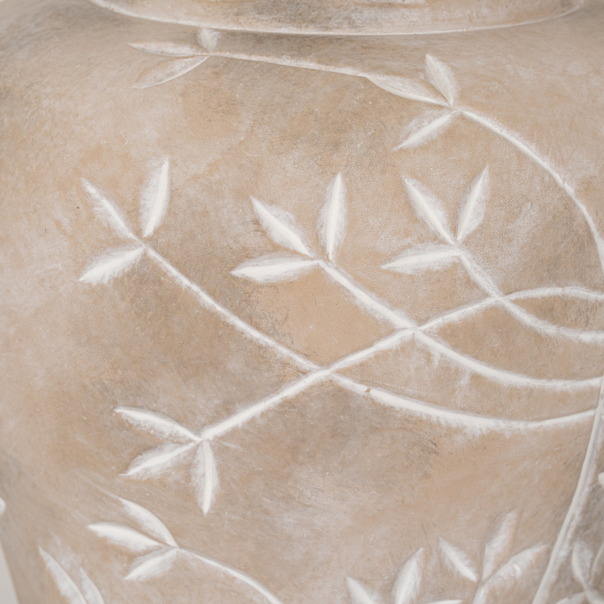 Large Lace Flower Ginger Jar