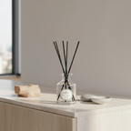 No8 - Feu De Bois Diffuser 100ml