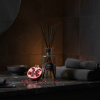 Pomegranate Noir Diffuser 220ml